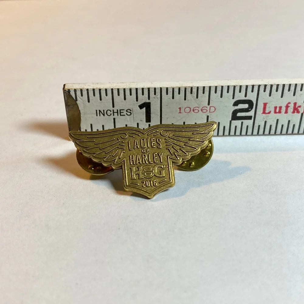 2016 Harley Davidson Ladies Of Harley HOG LOH Brass Eagle Wings Collectible Pin